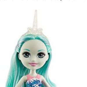 Meet your Posher, Connie